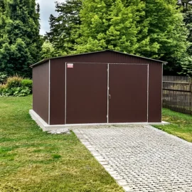 Freistehende Blechgarage 4x5 m in Braun Matt RAL 8017 mit Satteldach und Zweiflügeltor