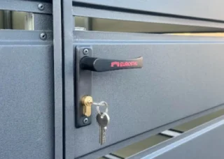 Bauweise von Fertighäusern aus 21 cm breiten Paneelen | Eurostal